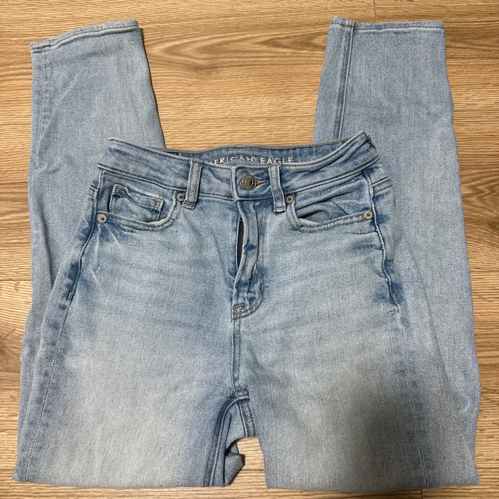 American Eagle Outfitters Women's Sky Blue High Rise Jeans